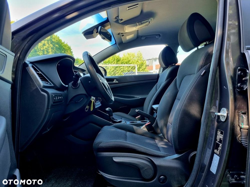Hyundai Tucson blue 1.7 CRDi 2WD DCT Premium - 9