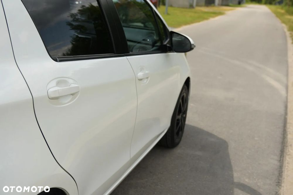 Toyota Yaris - 13