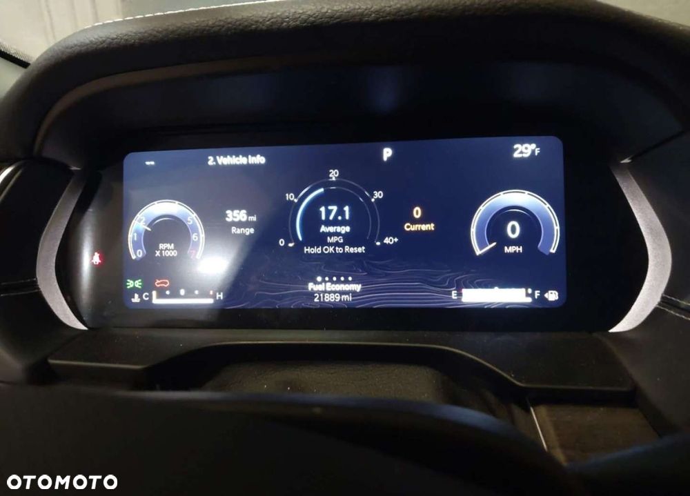 Jeep Grand Cherokee - 10