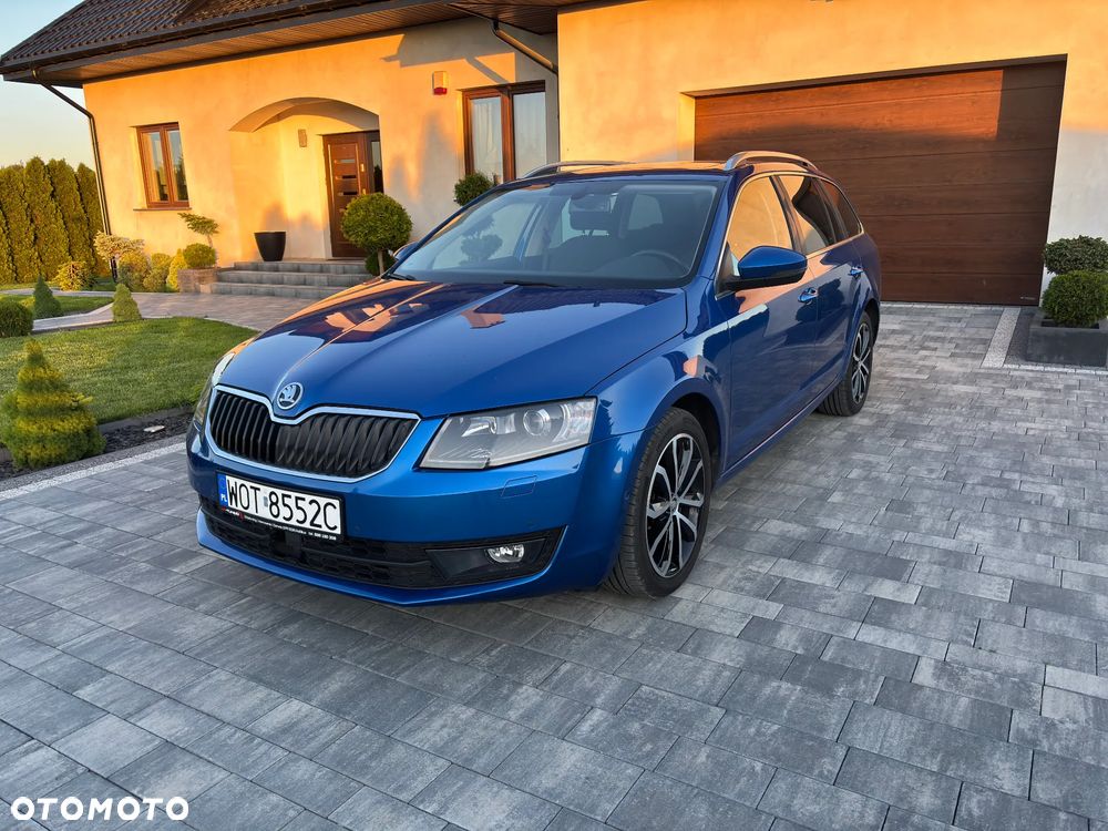 Skoda Octavia 2.0 TDI Elegance DSG - 1