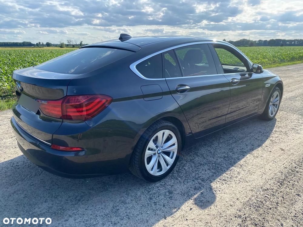 BMW 5GT - 12
