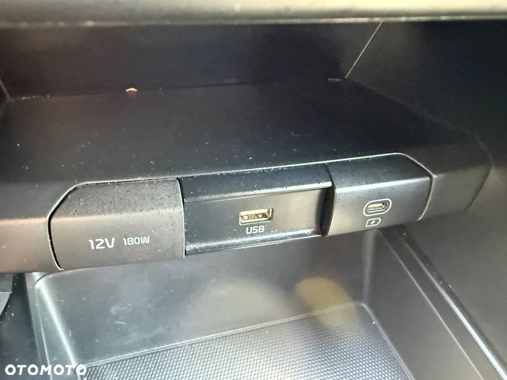 Kia Ceed 1.5 T-GDI L - 17