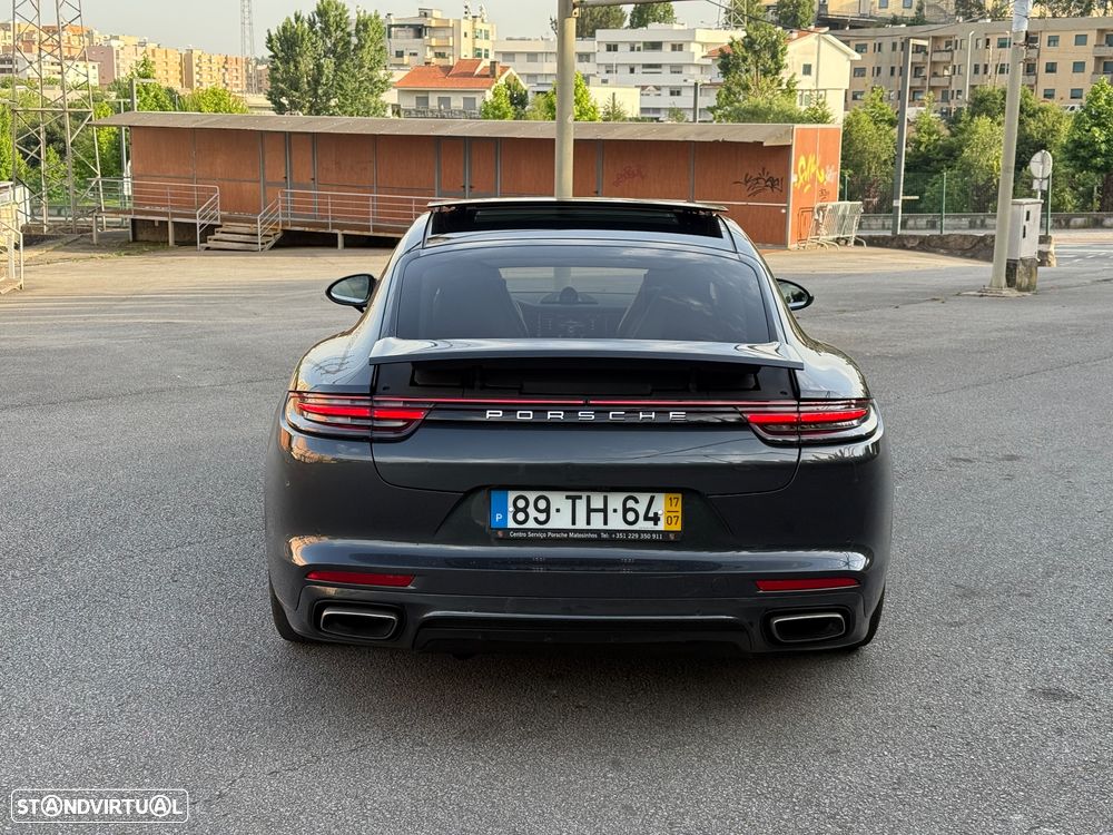 Porsche Panamera - 6