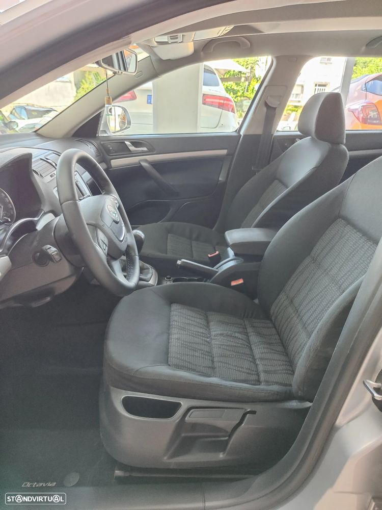 Skoda Octavia Break 2.0 TDI Elegance - 14