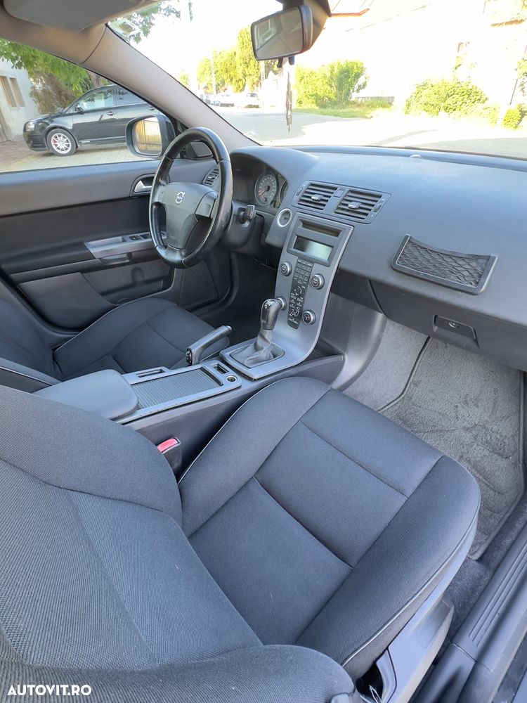 Volvo S40 D2 Kinetic - 16