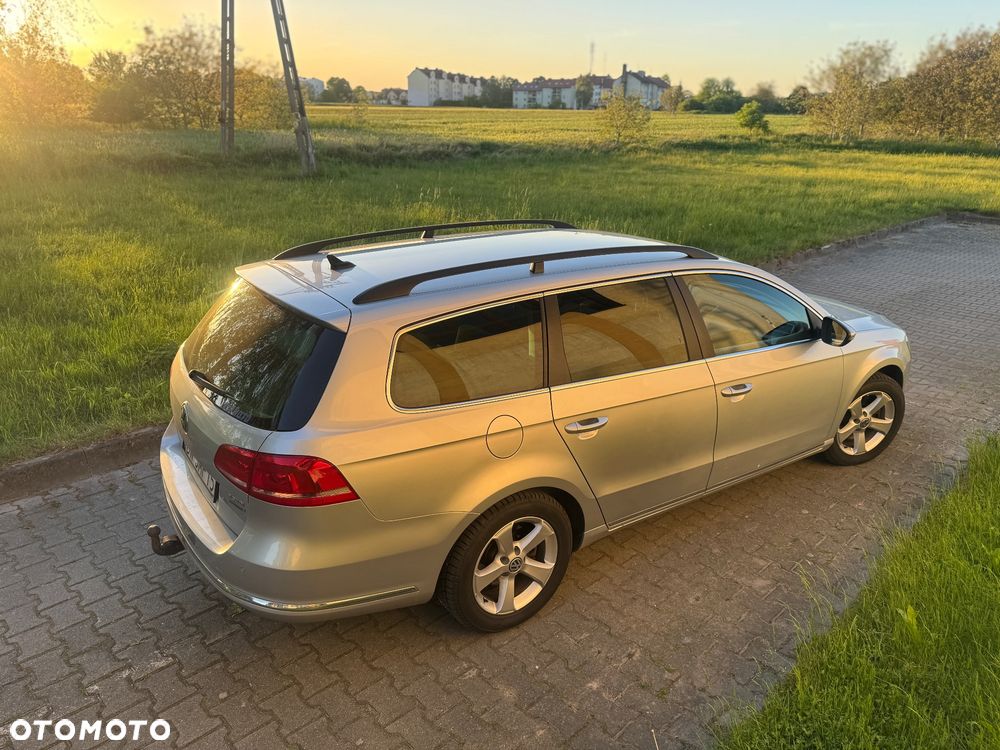 Volkswagen Passat 2.0 TDI Comfortline DSG - 10