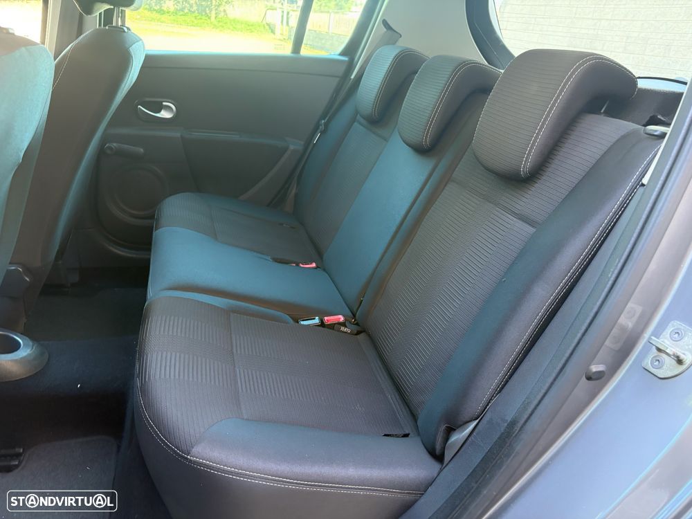 Renault Clio 1.2 16V Dynamique S - 14