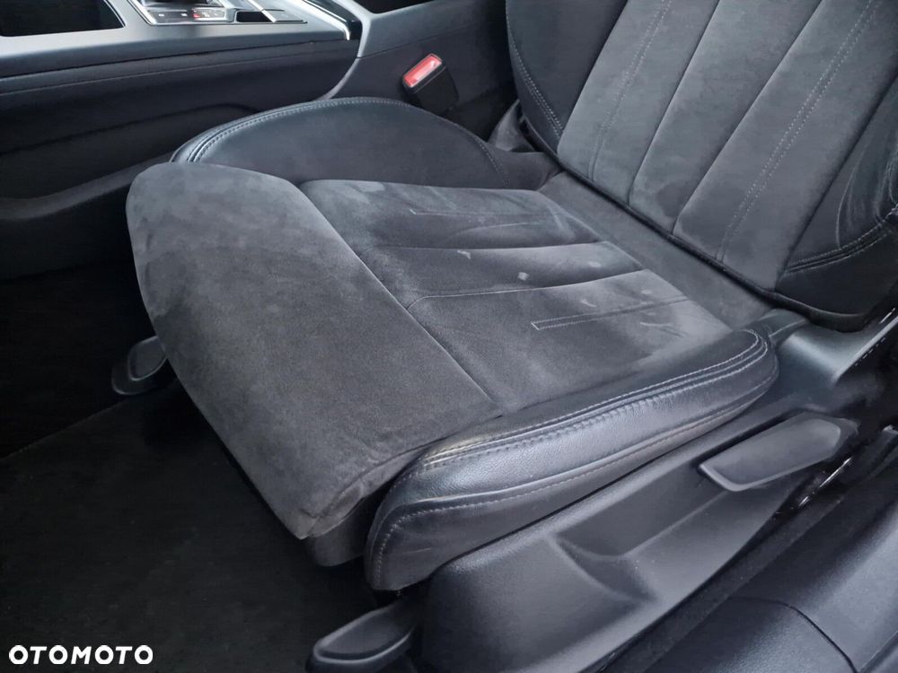 Audi A4 Avant - 13