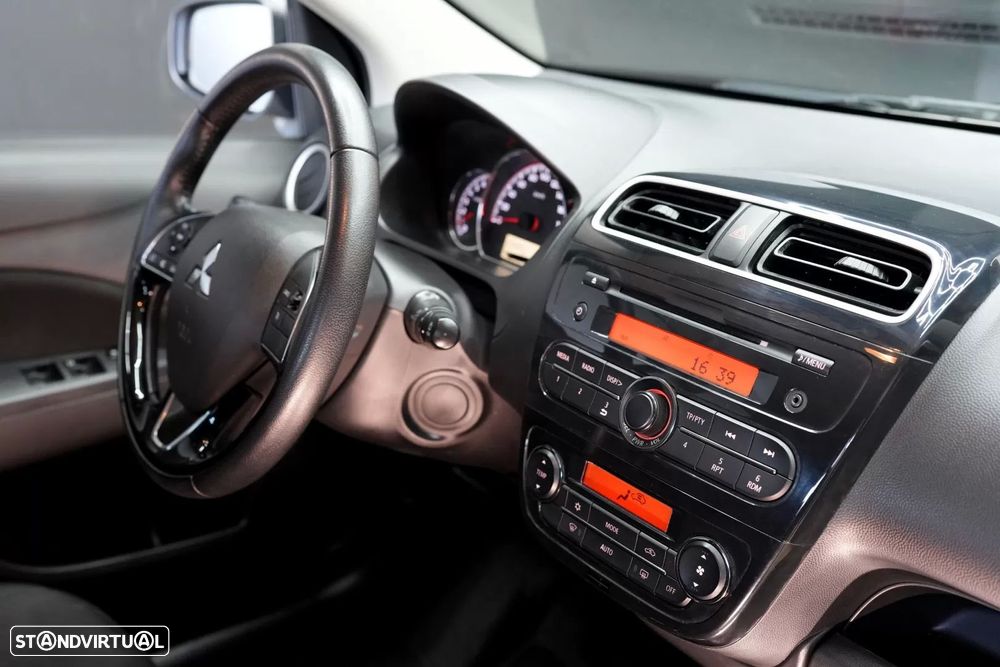 Mitsubishi Space Star 1.2 Intense - 18