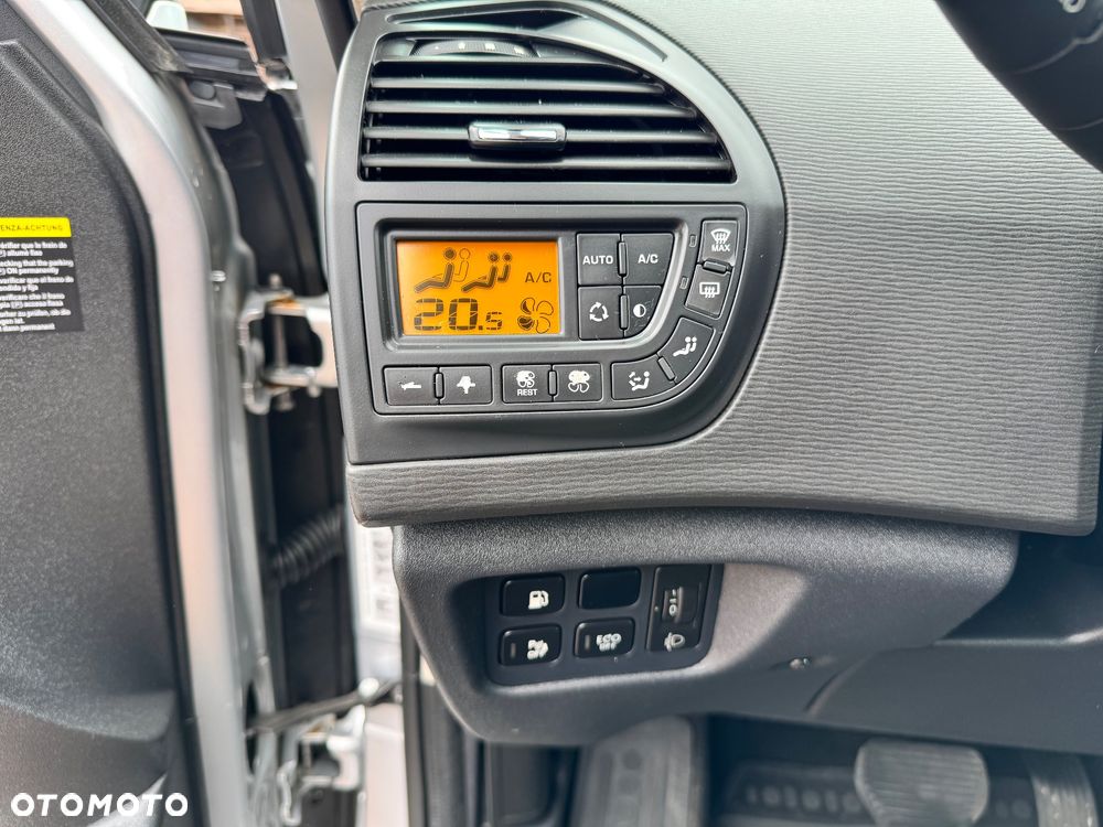Citroën C4 Picasso 1.6 HDi My Way MCP - 30
