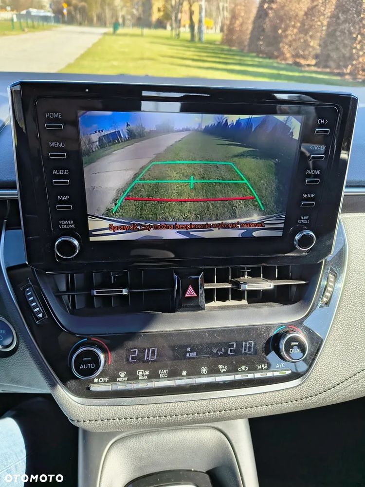 Toyota Corolla 1.8 Hybrid GPF Comfort - 13