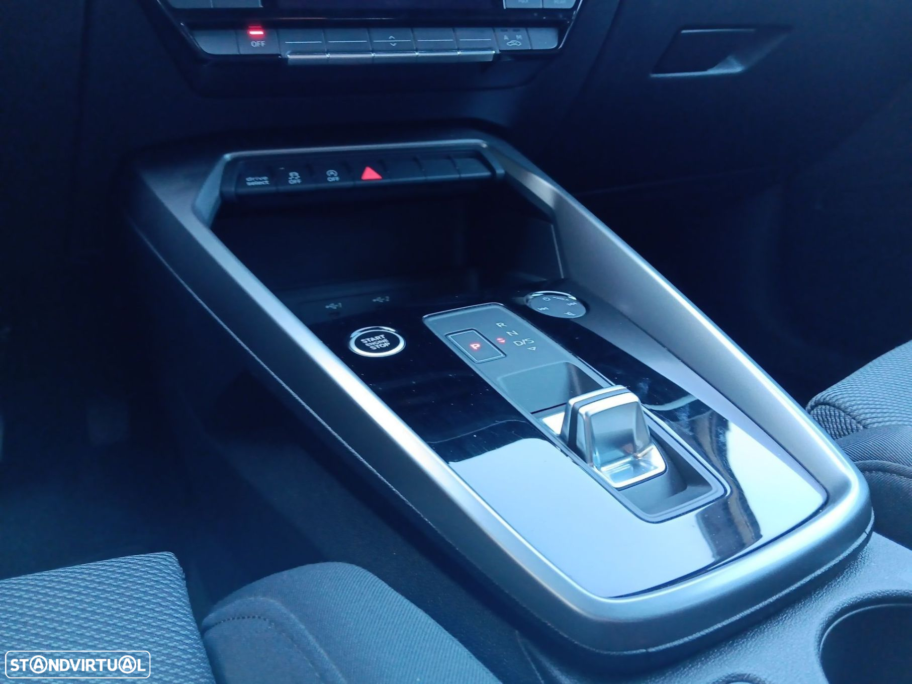 Audi A3 Sportback 30 TFSI Advanced S tronic - 3