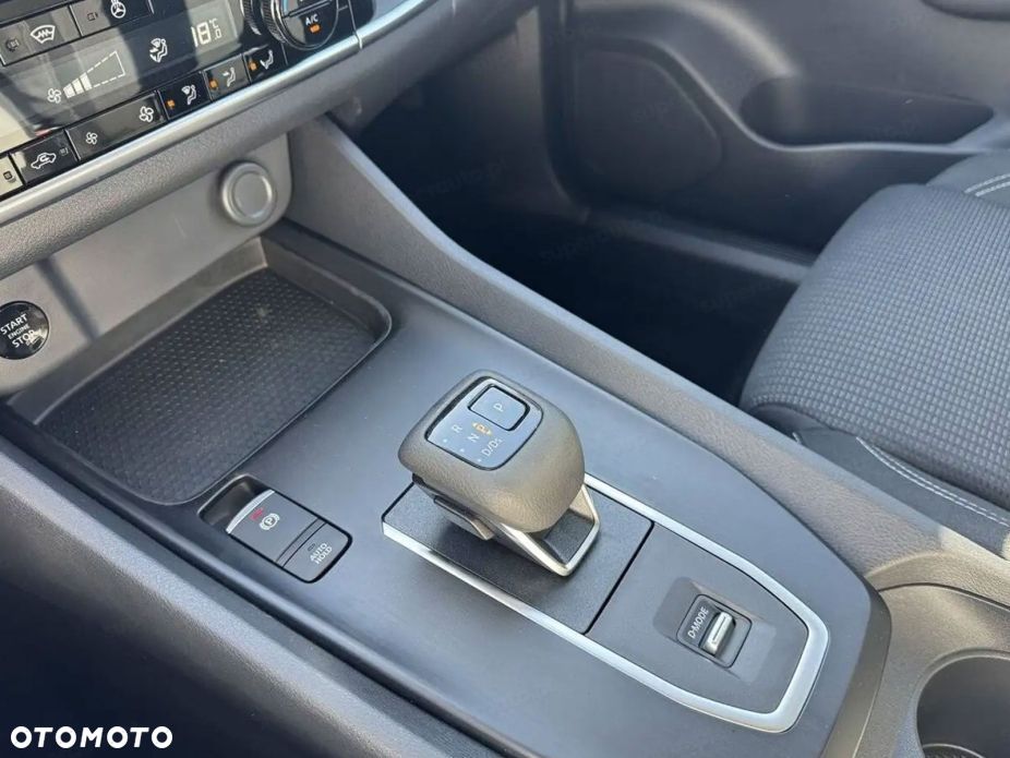 Nissan Qashqai - 10