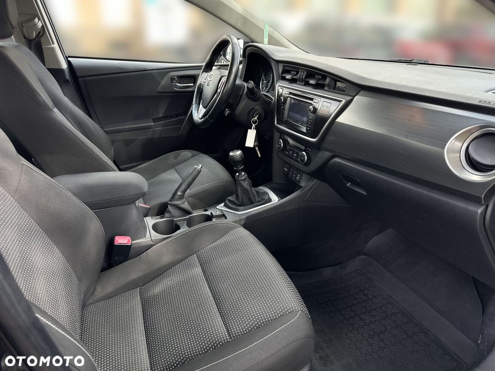 Toyota Auris 1.6 Active - 13