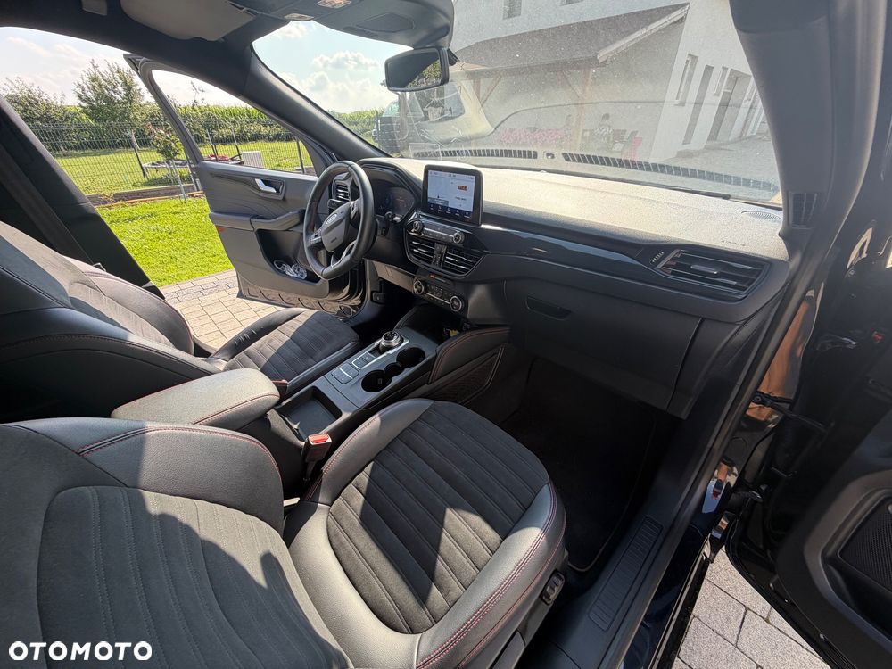 Ford Kuga 2.5 Duratec FHEV ST-LINE - 11