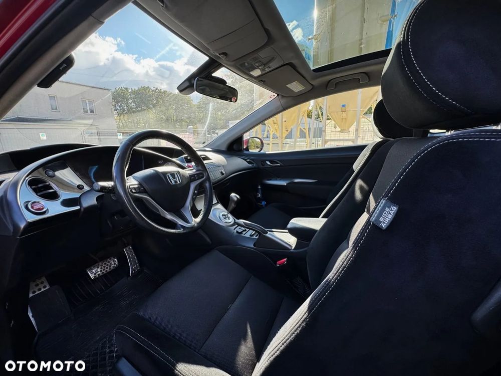 Honda Civic 1.8 LX Coupe - 6