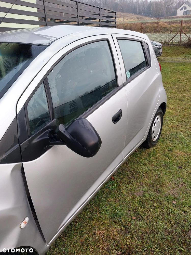 Chevrolet Spark 1.0 Base - 5