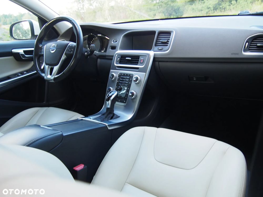 Volvo S60 - 24