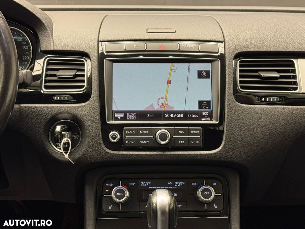 Volkswagen Touareg - 9