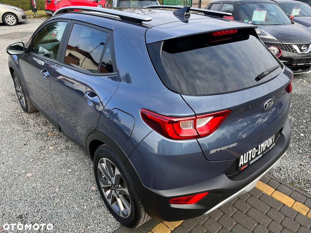 Kia Stonic - 28