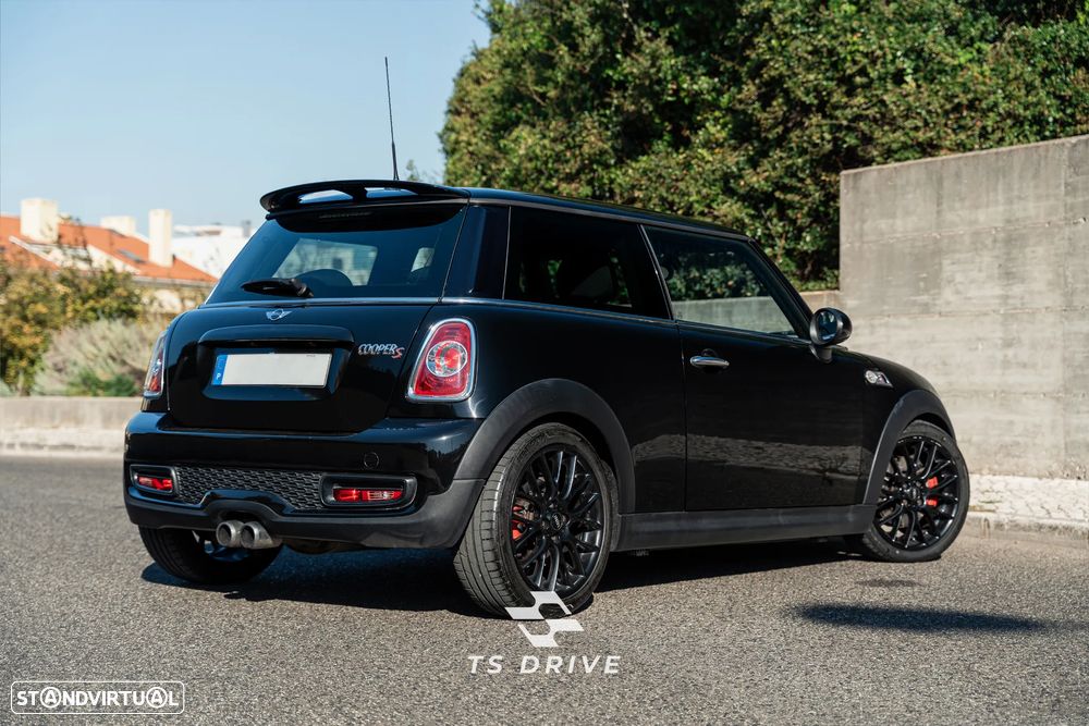 MINI 3 Portas Cooper S - 2