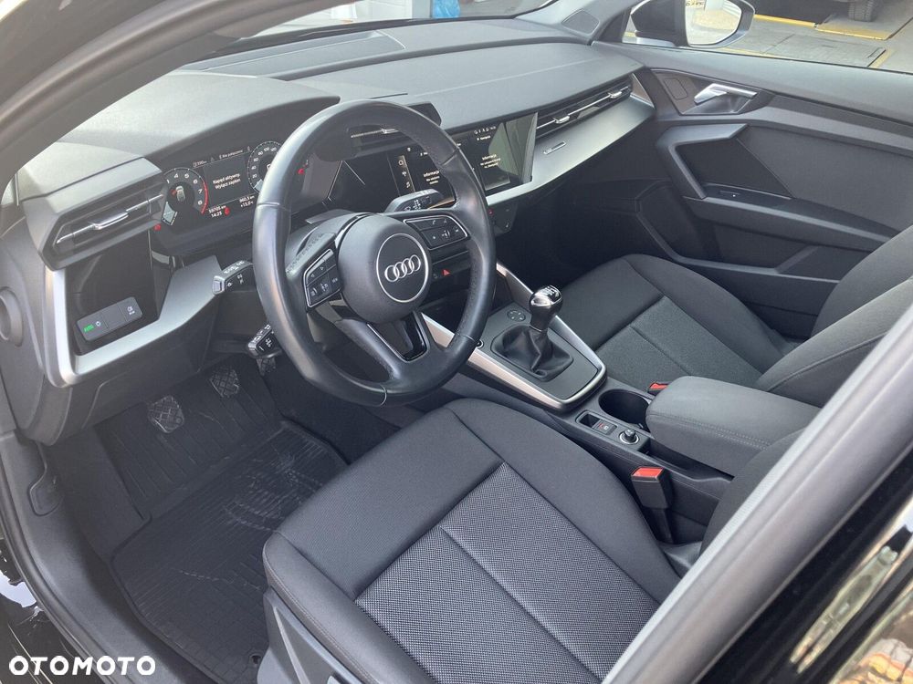 Audi A3 Sportback 30 TFSI - 10