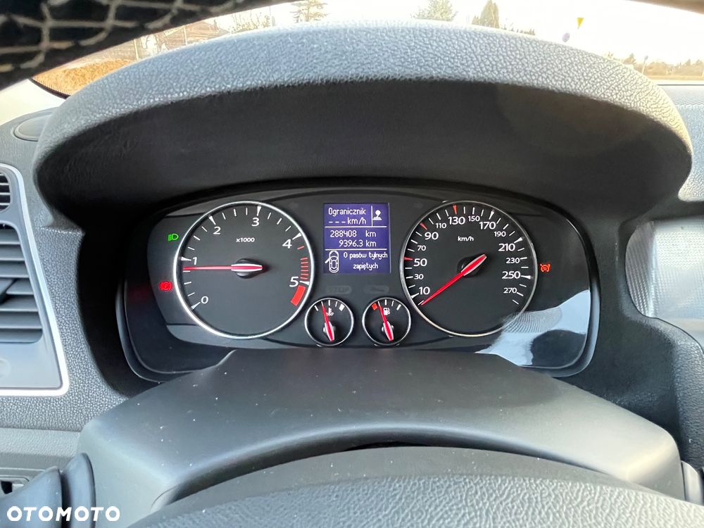 Renault Laguna 2.0 DCi FAP GT - 28