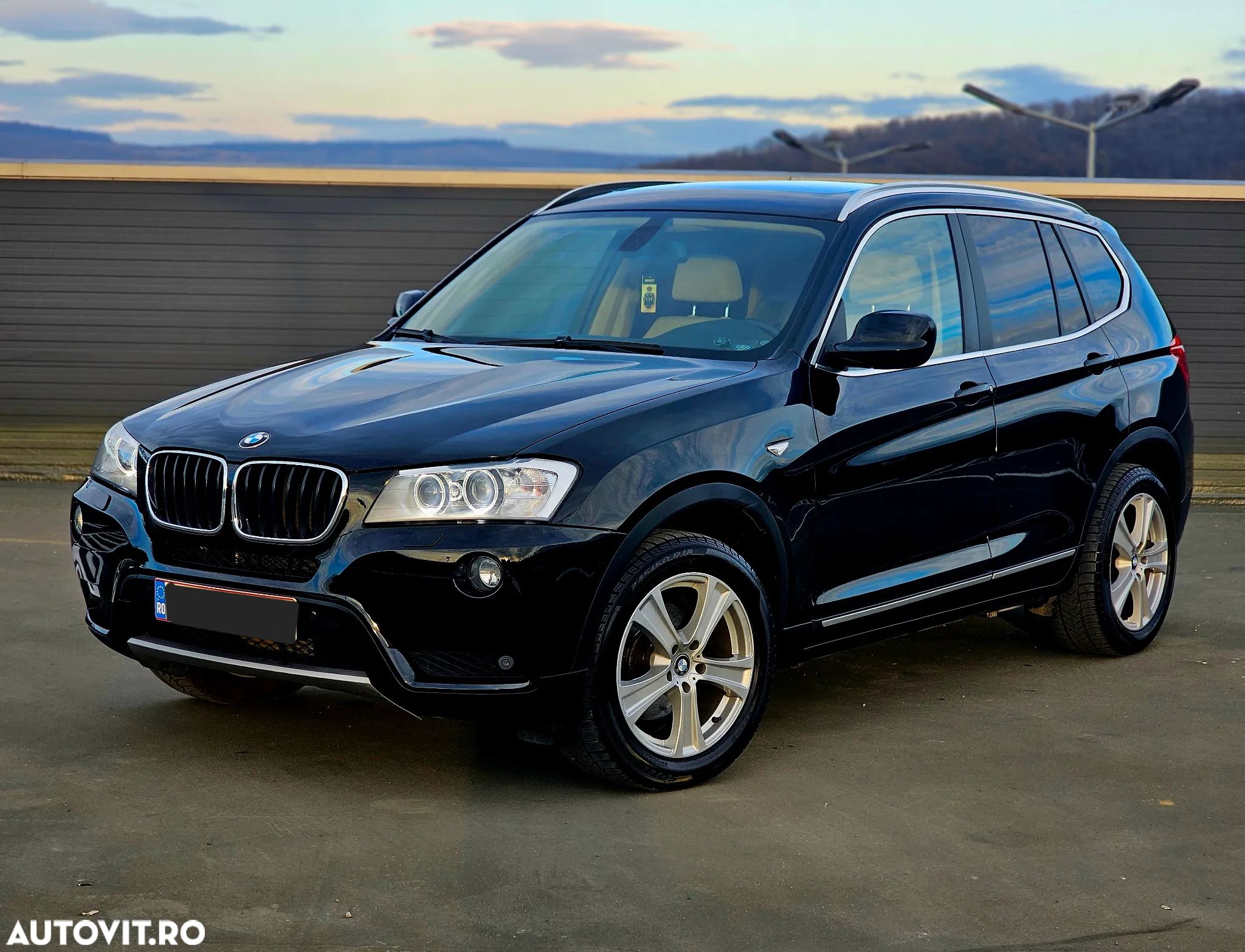 BMW X3 xDrive2.0d - 1