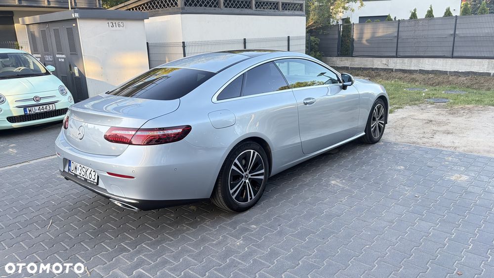 Mercedes-Benz Klasa E 200 9G-TRONIC - 4