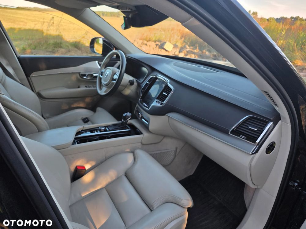 Volvo XC 90 T5 AWD Inscription - 19
