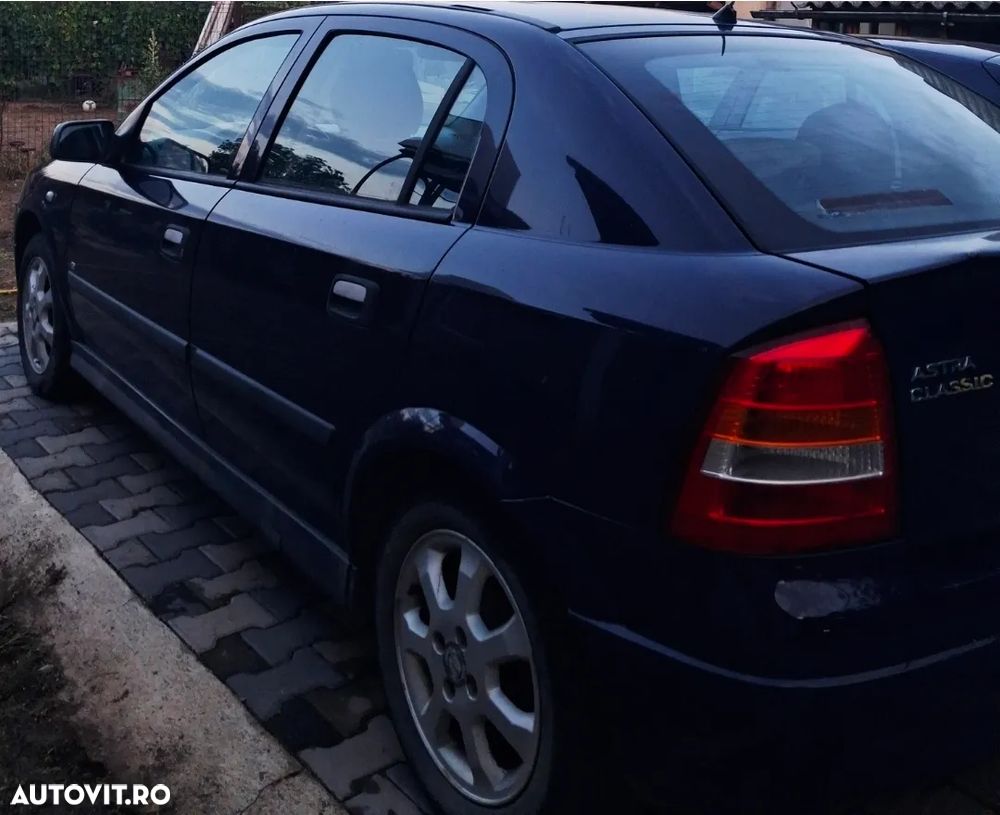Opel Astra Classic 1.7CDTI - 5