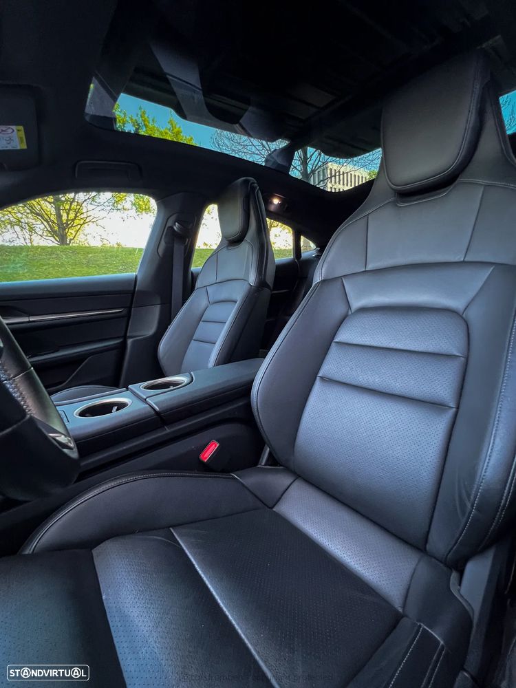 Porsche Taycan Bateria Performance Plus - 11