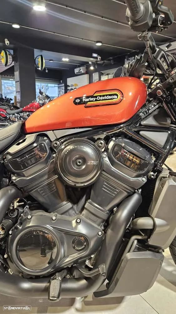 Harley-Davidson Sportster Nightster Special - 13
