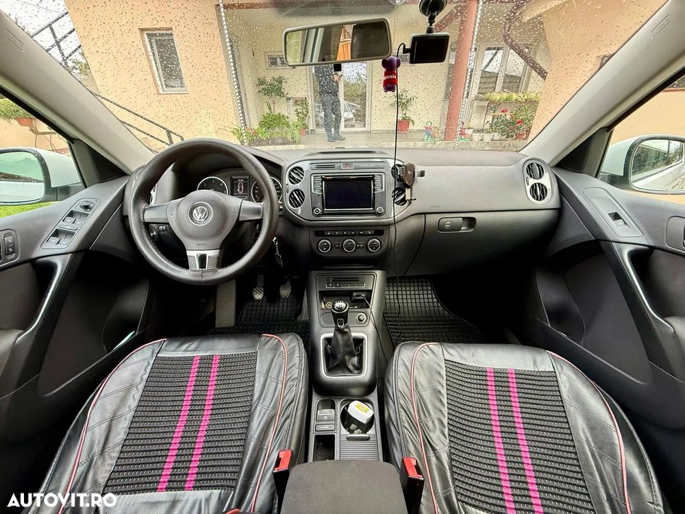 Volkswagen Tiguan - 5