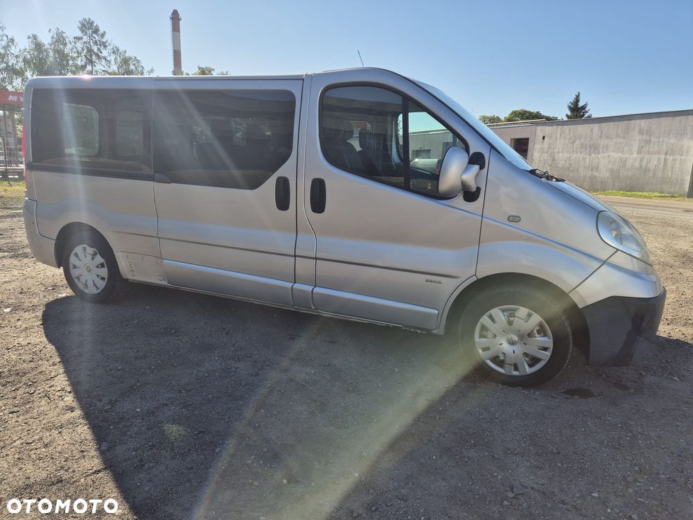 Opel Vivaro L2H1 2.9t Edition - 3