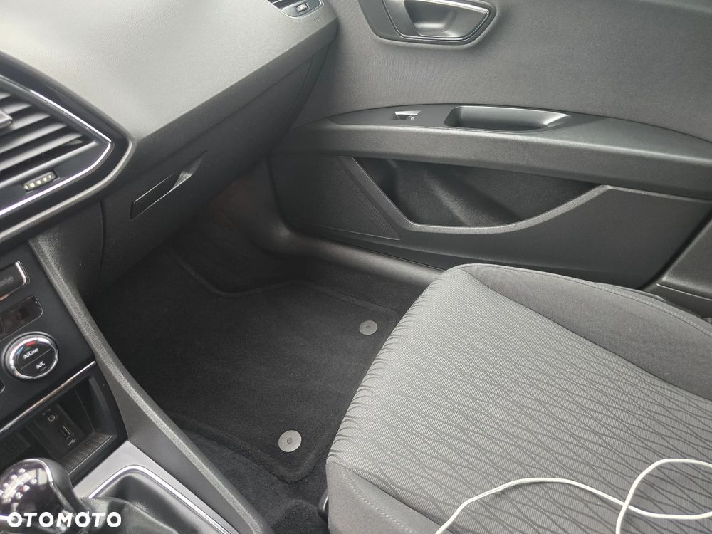 Seat Leon 2.0 TDI Style S&S - 11