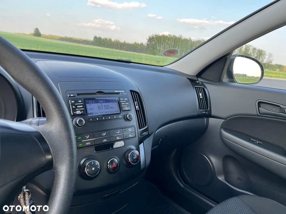 Hyundai i30 1.4 Blue Classic - 11