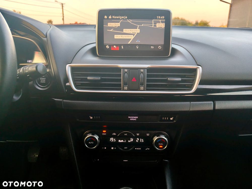 Mazda 3 SKYACTIV-G 120 NAKAMA - 8