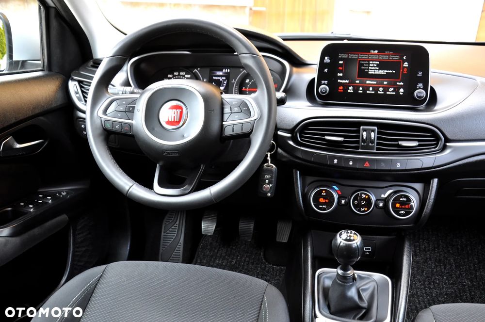 Fiat Tipo 1.4 T-Jet Lounge - 19