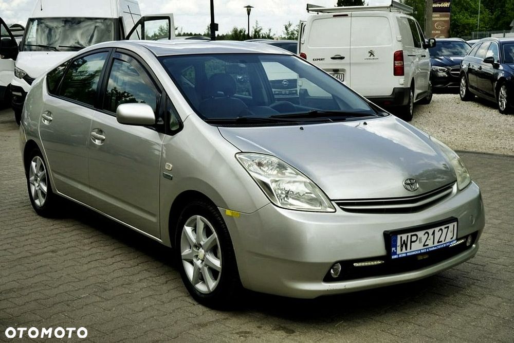 Toyota Prius - 11