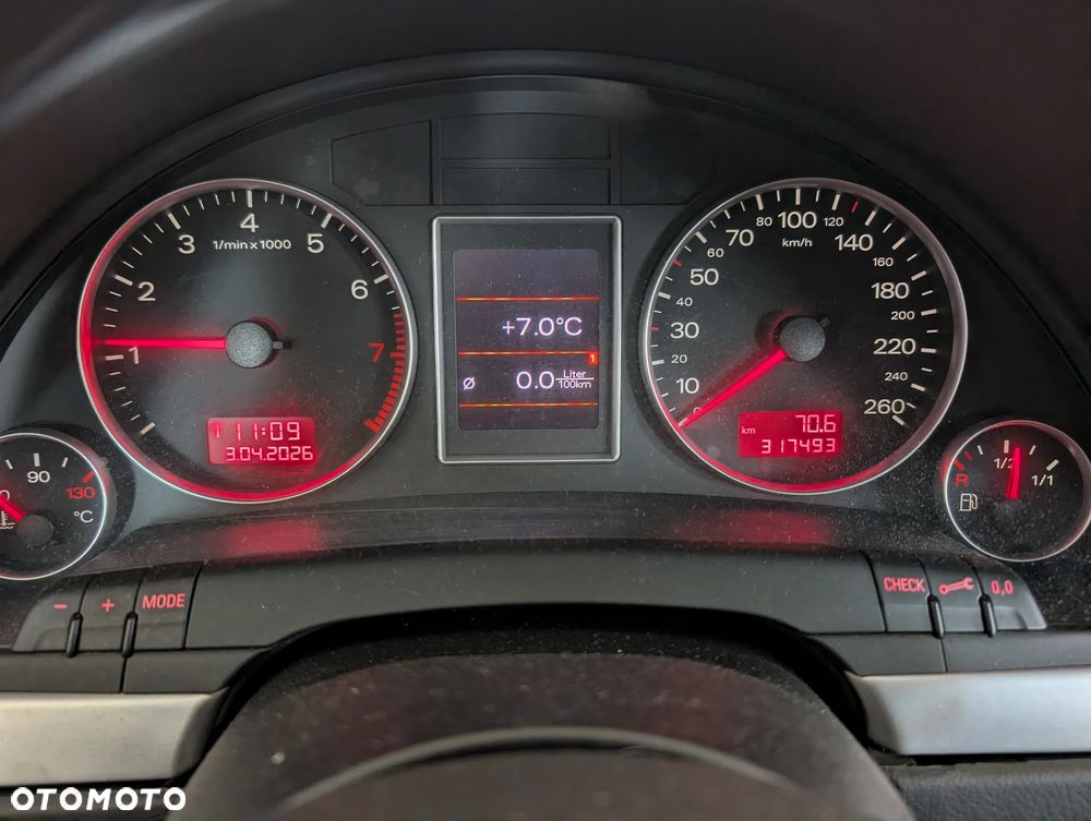 Audi A4 Avant - 3