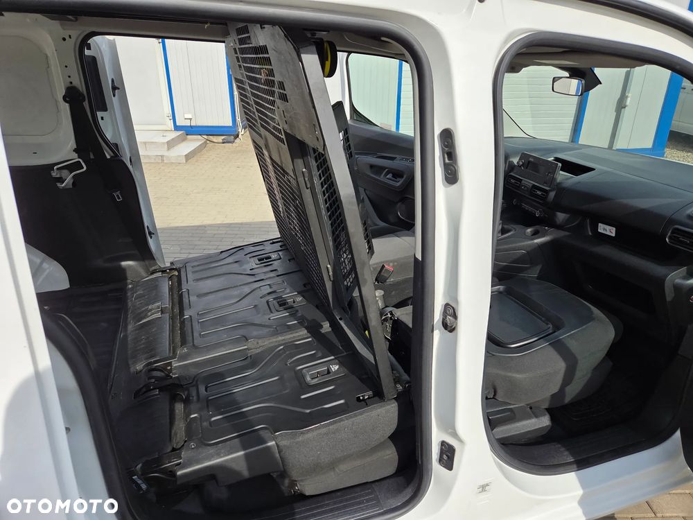 Toyota Proace City - 24