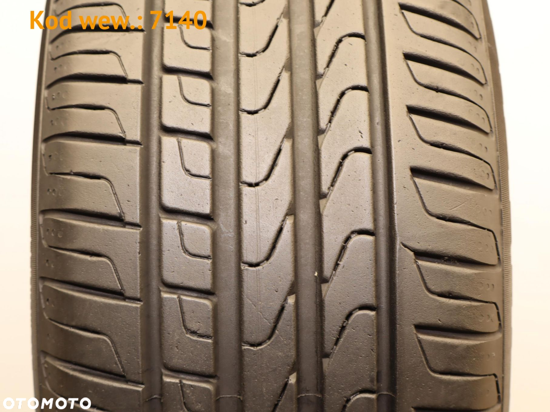 Pirelli Cinturato P7 - 215/55 R17 - 7
