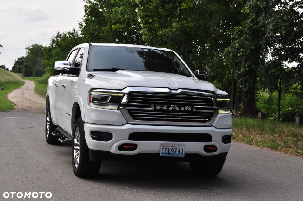 RAM 1500 5.7 Crew Cab Laramie - 1
