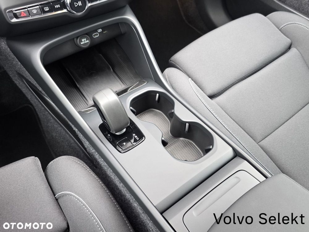 Volvo C40 - 32
