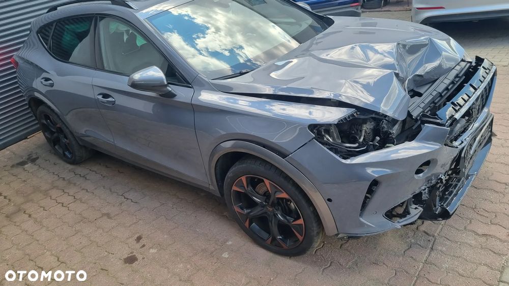 Cupra Formentor - 15