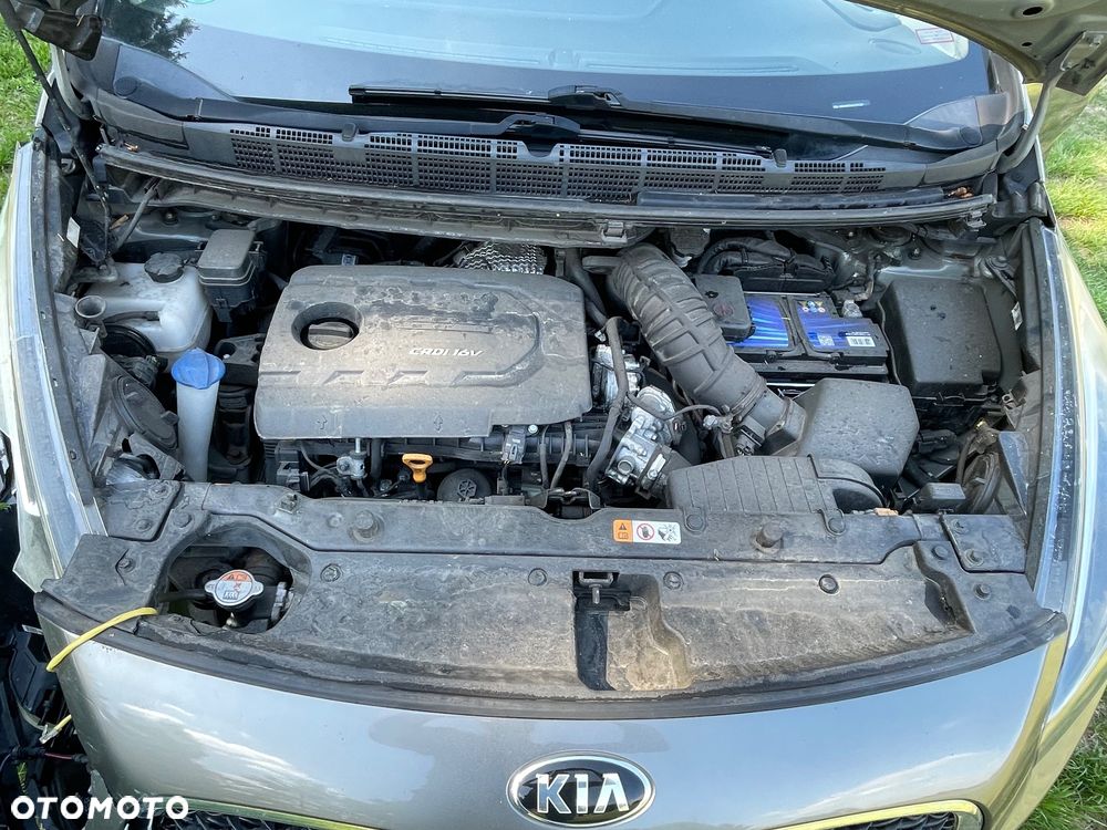 Kia Carens 1.7 CRDi 141 Edition 7 - 20