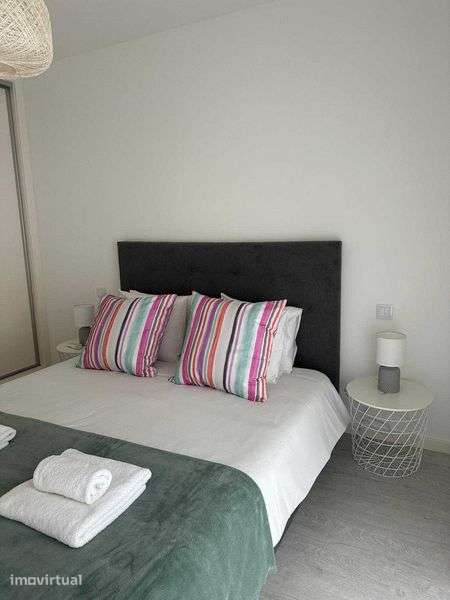 Apartamento T1 no Panorâmico Pool Faro Residences - Arrendamento - Grande imagem: 3/10