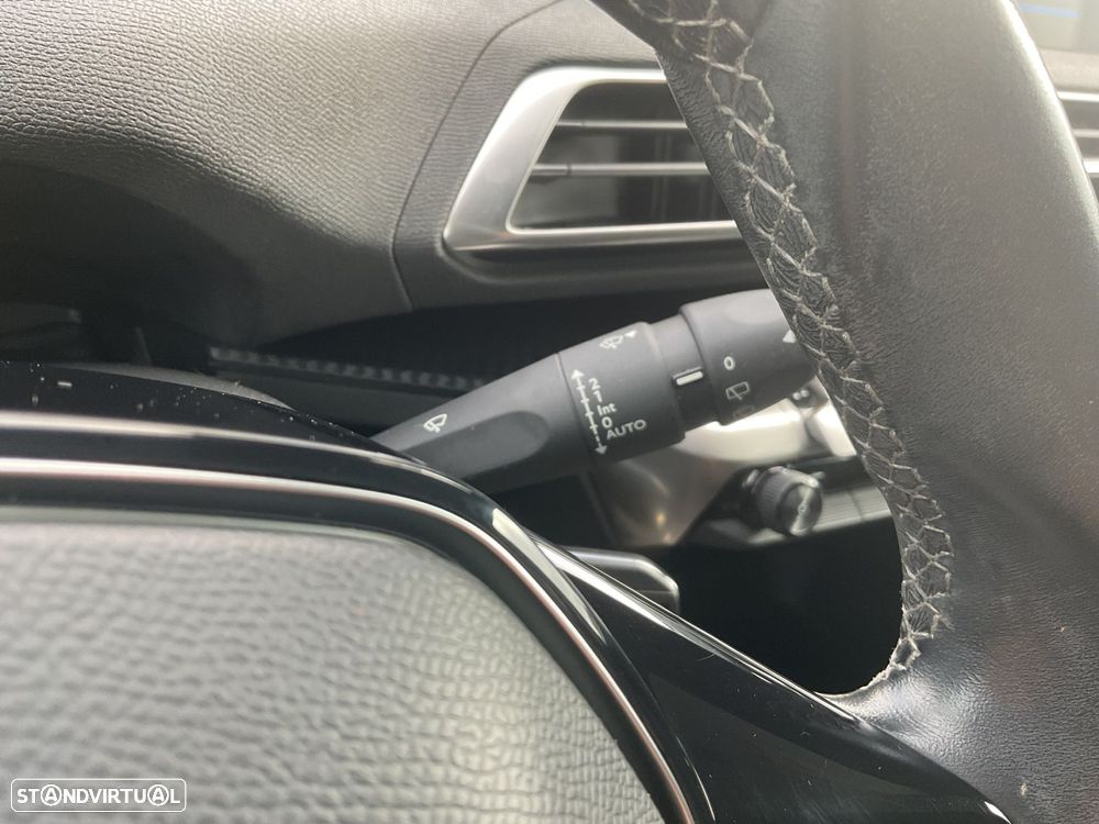 Peugeot 3008 1.5 BlueHDi Active - 40