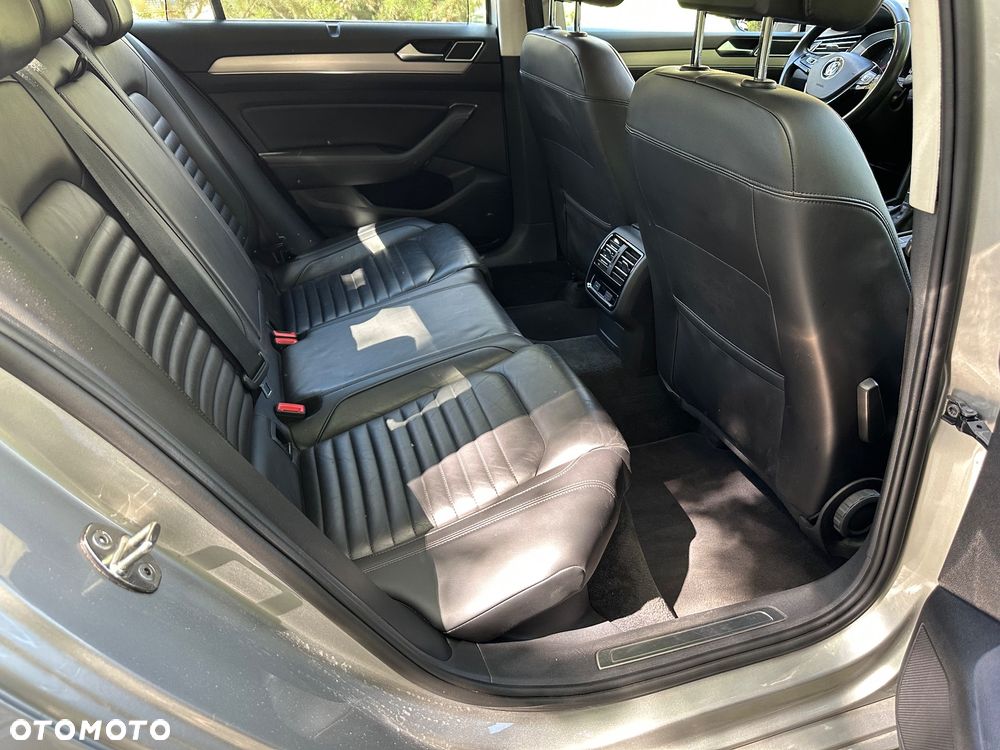 Volkswagen Passat 2.0 TDI BMT Highline DSG - 10
